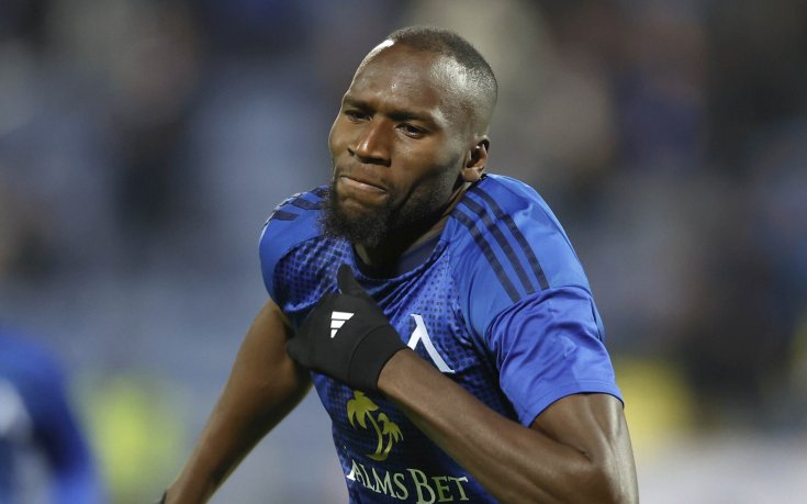 Сангаре хвърля маската - обясни причината