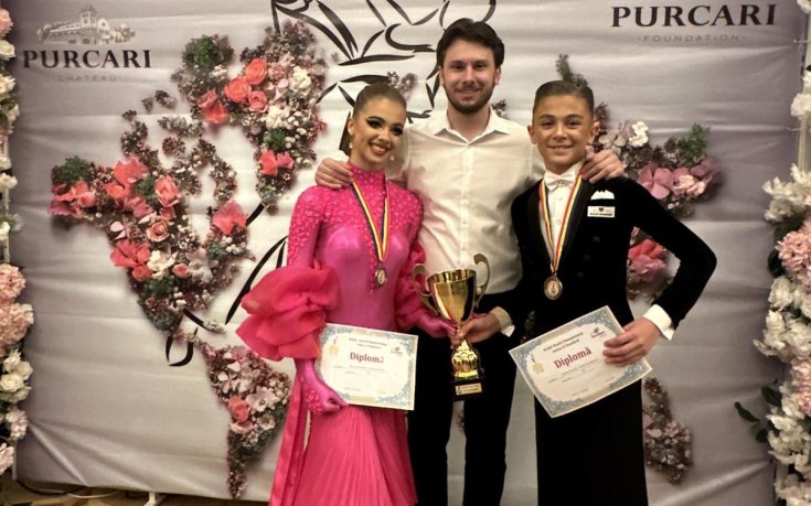 танцовата двойка Кристиян Дончев - Мартина Кондаклиева.