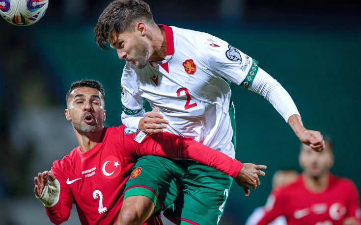 Рома предлага нов договор на вкарал във вратата на България