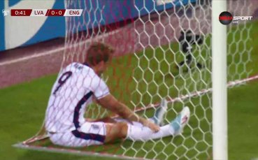Отмениха попадение на Англия в самото начало на мача