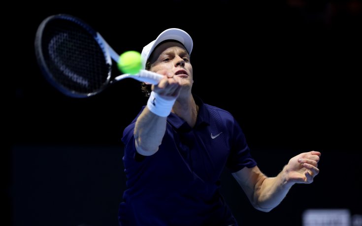 Яник Синер продължава на полуфиналите на турнира във Виена