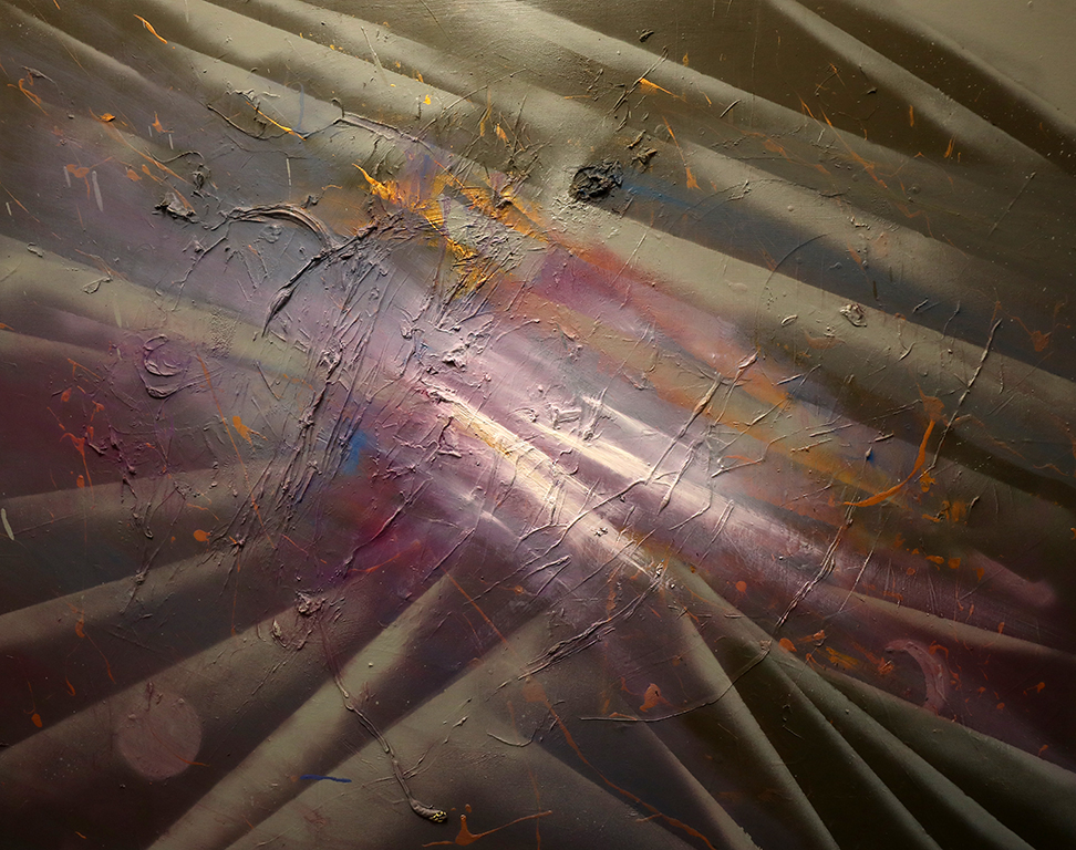 <p>Обичан и харесван автор, винаги пълна с изненади, с много цвят, емоции, талант и божествено вдъхновение!</p>