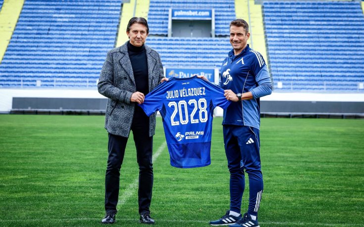 Официално: Веласкес подписа нов договор с Левски