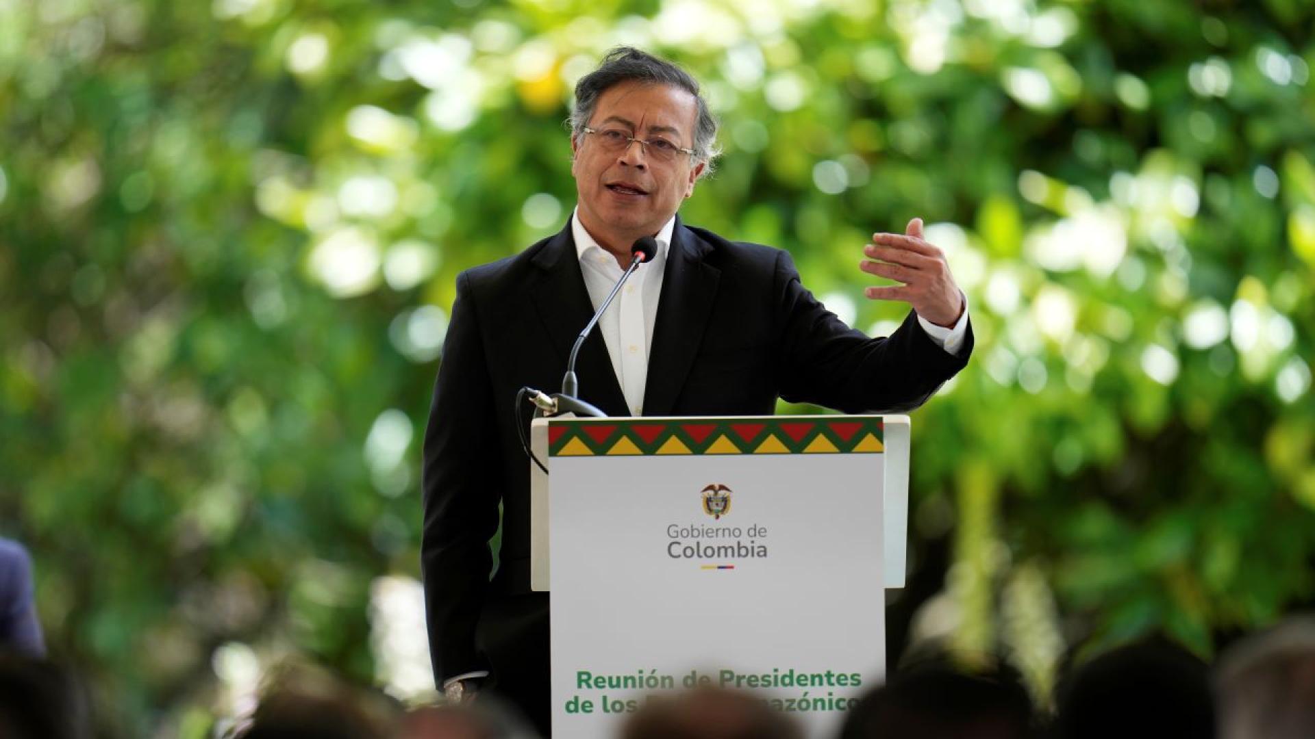 Колумбийският президент Густаво Петро обвини снощи САЩ че са нарушили