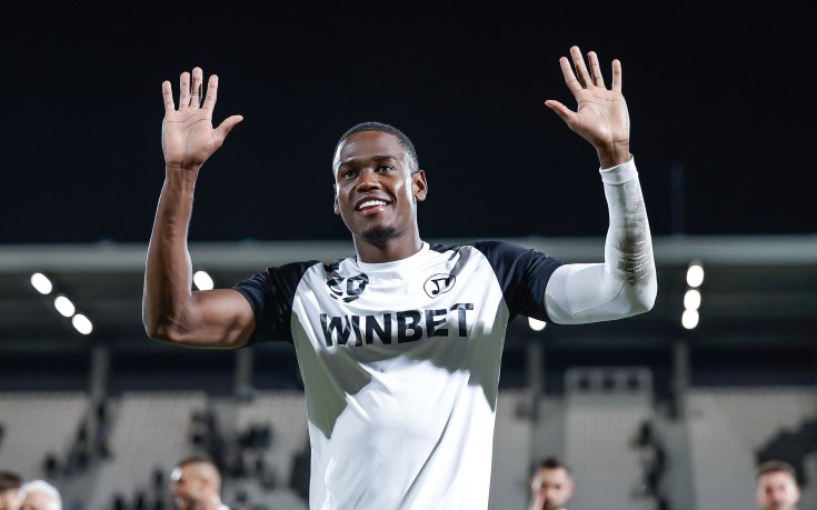 Умарбаев и Переа се завръщат в групата на Локомотив Пд