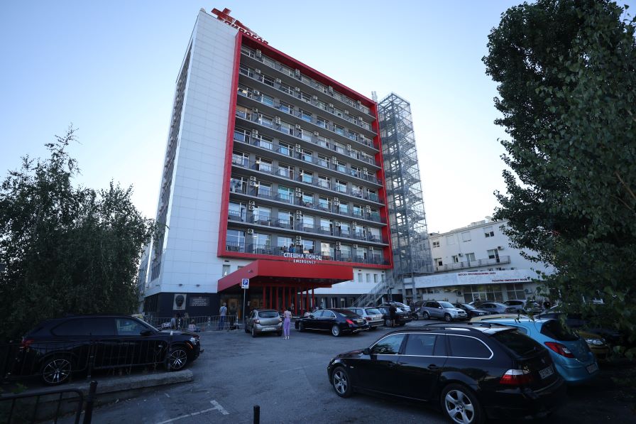 Изписаха от „Пирогов“ 17-годишния младеж от Благоевград