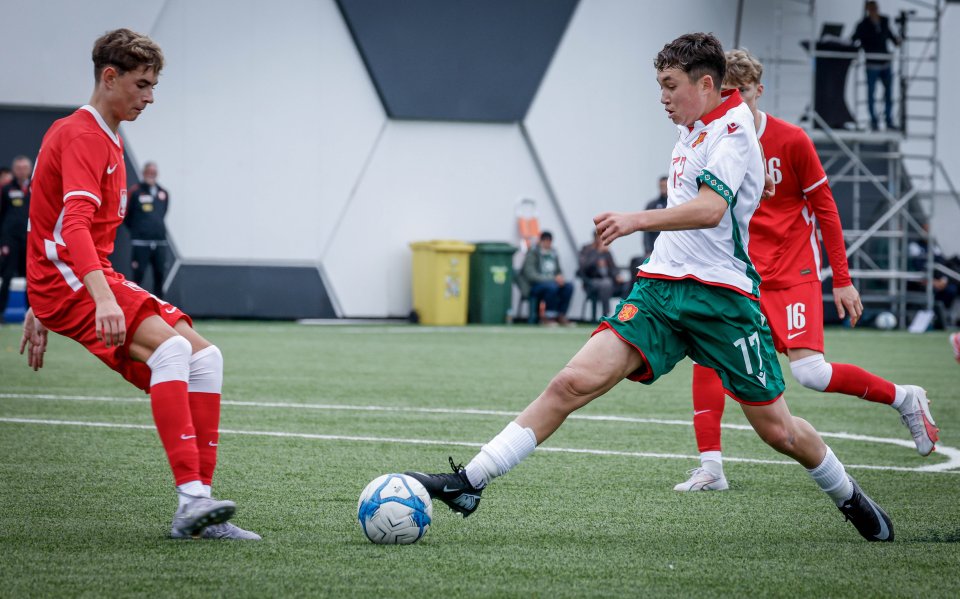 България Полша U151
