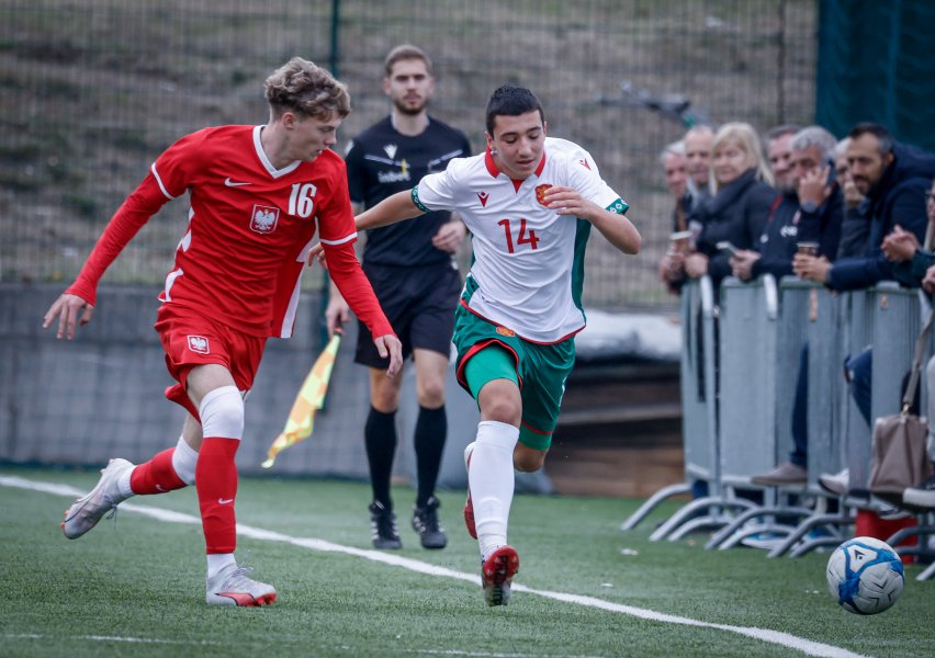 България Полша U151