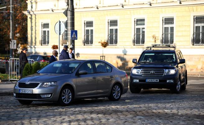 МС предлага коли на НСО да бъдат прехвърлени към Aдминистрацията на президента МС предлага коли на НСО да бъдат прехвърлени към Aдминистрацията на президента