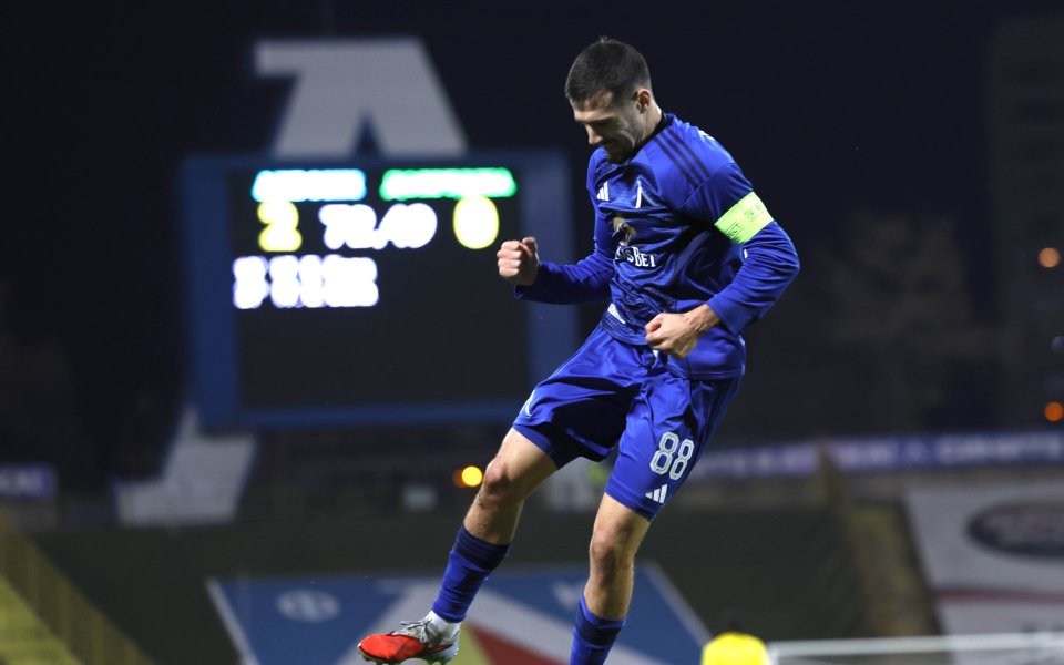 Убедителен Левски се разправи по класически начин с Добруджа и се откъсна сериозно на върха