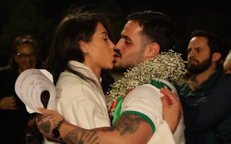 Александра отново сподели безграничната си любов към Карлос Насар