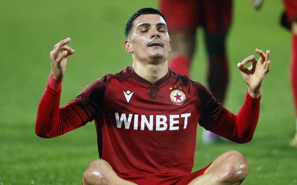 ЦСКА разгроми Берое под дъжда в София