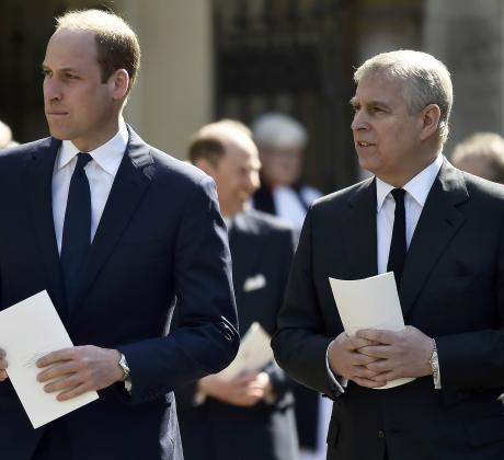 Според нова биографична книга напрежението между принц Уилям и неговия