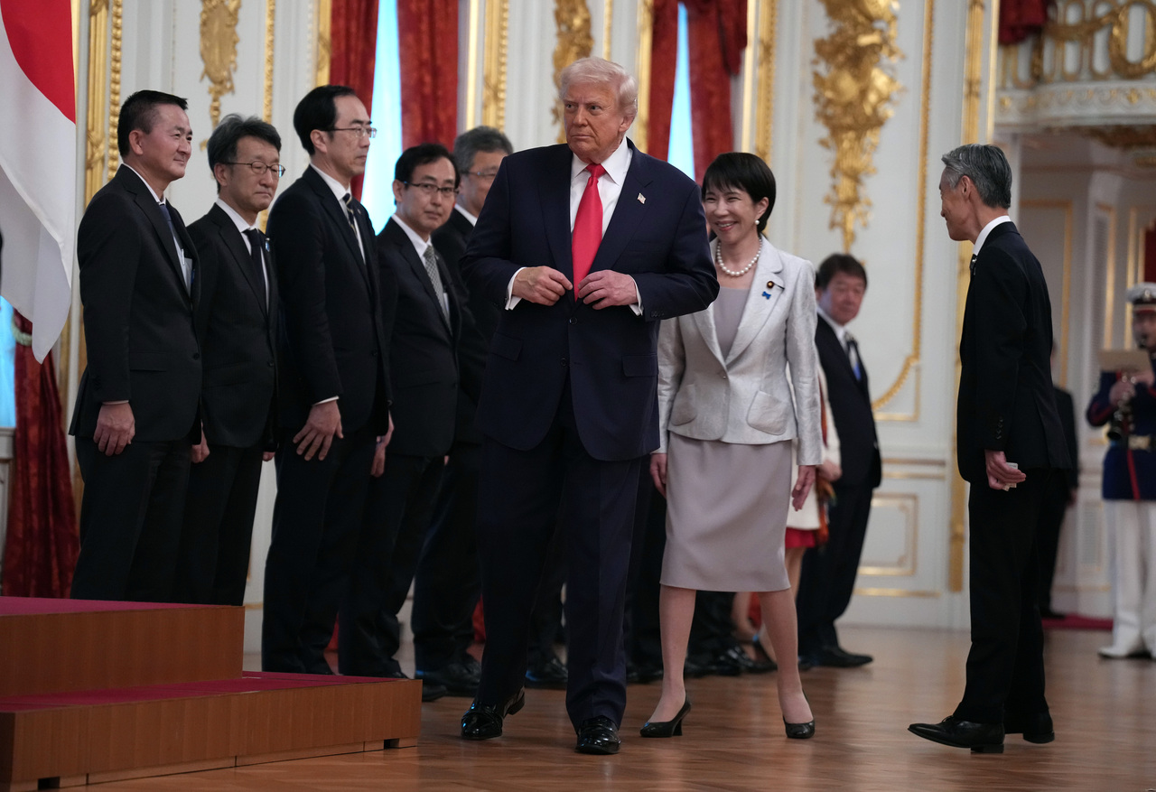 <p>Американският президент Доналд Тръмп се срещна в Токио с японската премиерка Санае Такаичи.</p>