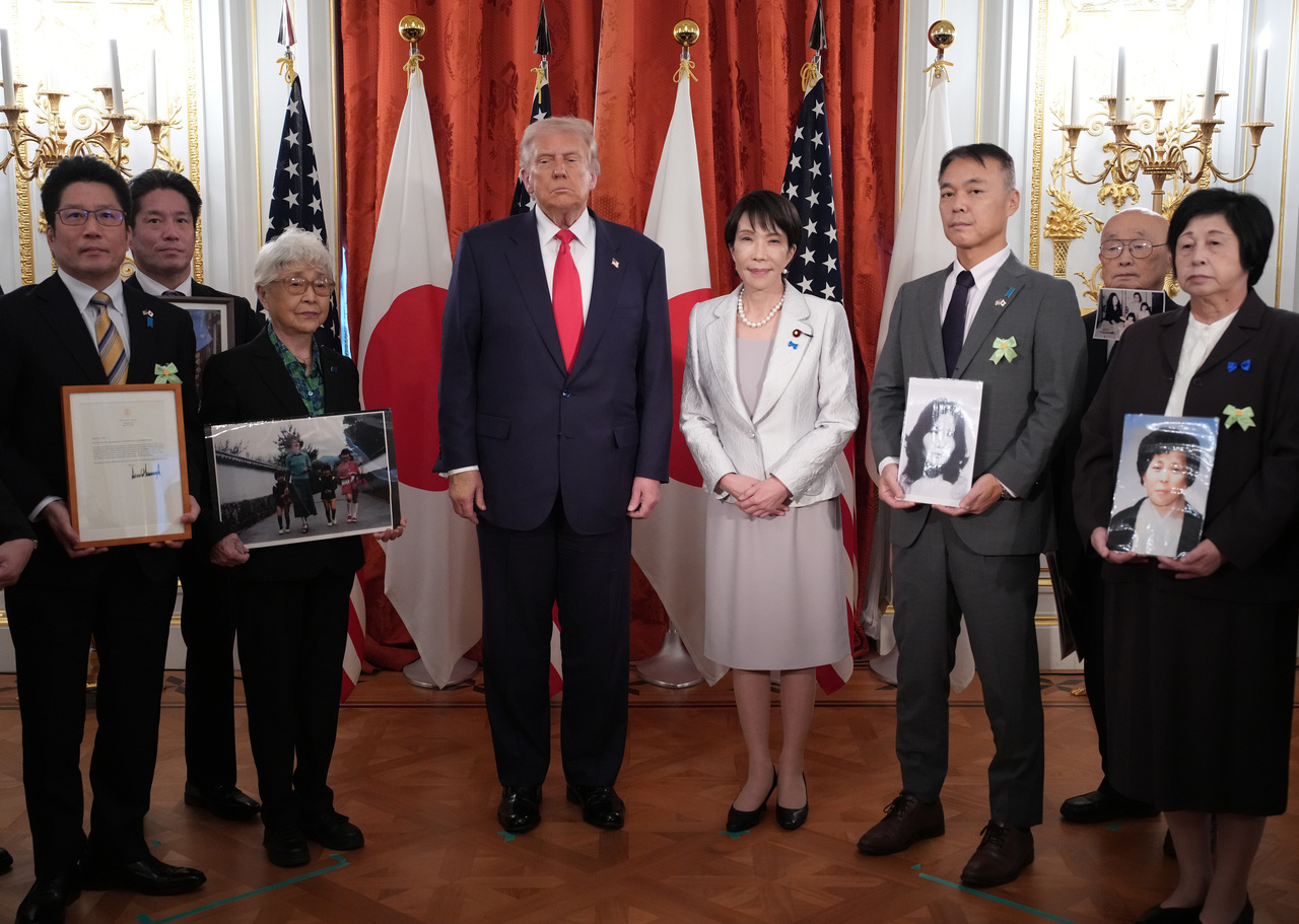 <p>Американският президент Доналд Тръмп се срещна в Токио с японската премиерка Санае Такаичи.</p>