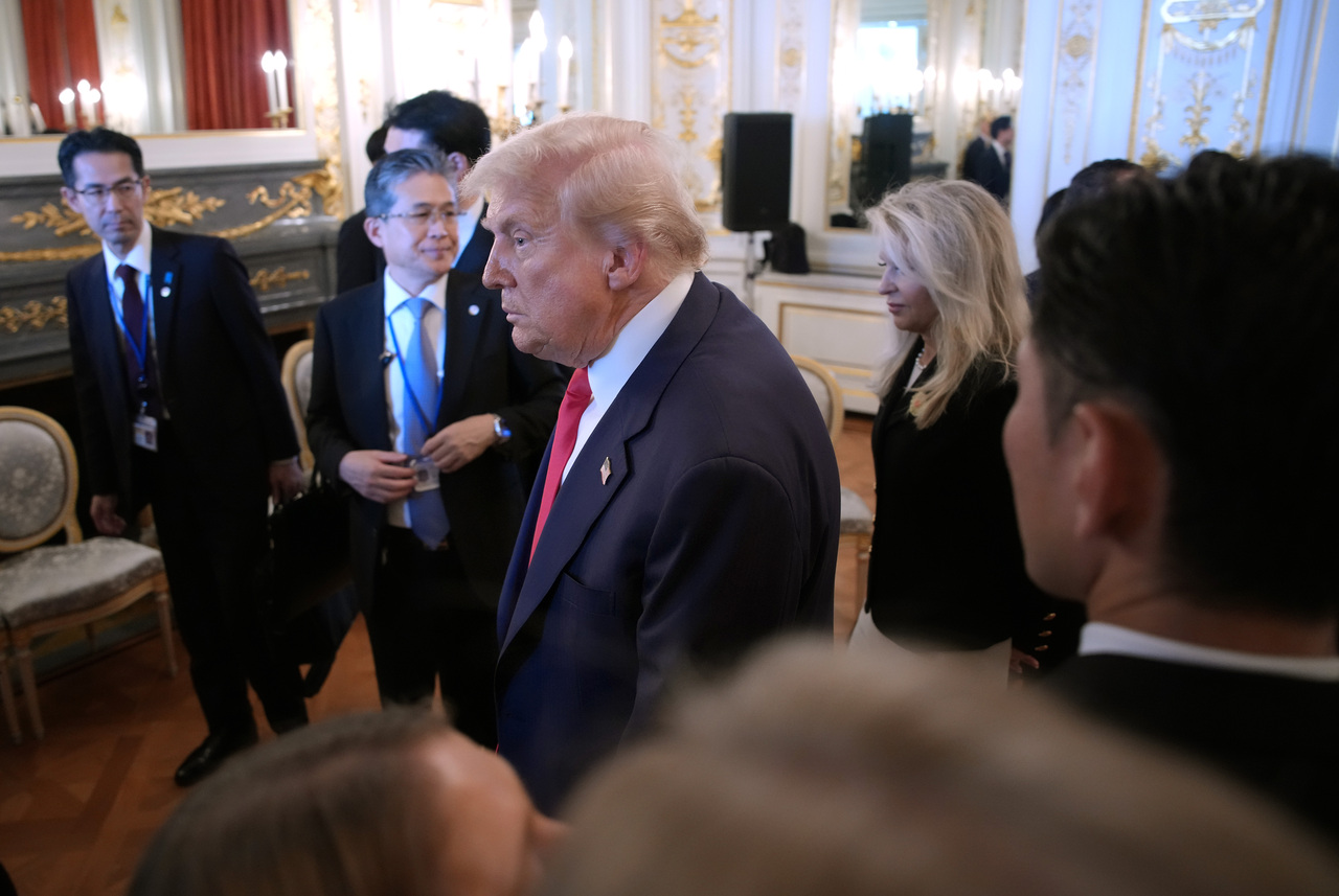 <p>Американският президент Доналд Тръмп се срещна в Токио с японската премиерка Санае Такаичи.</p>