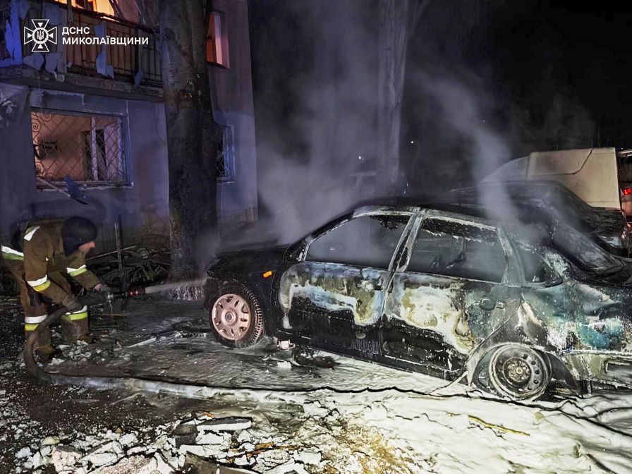 Русия удари детска градина и училище в Николаевска област, жена почина от раните си в Херсон