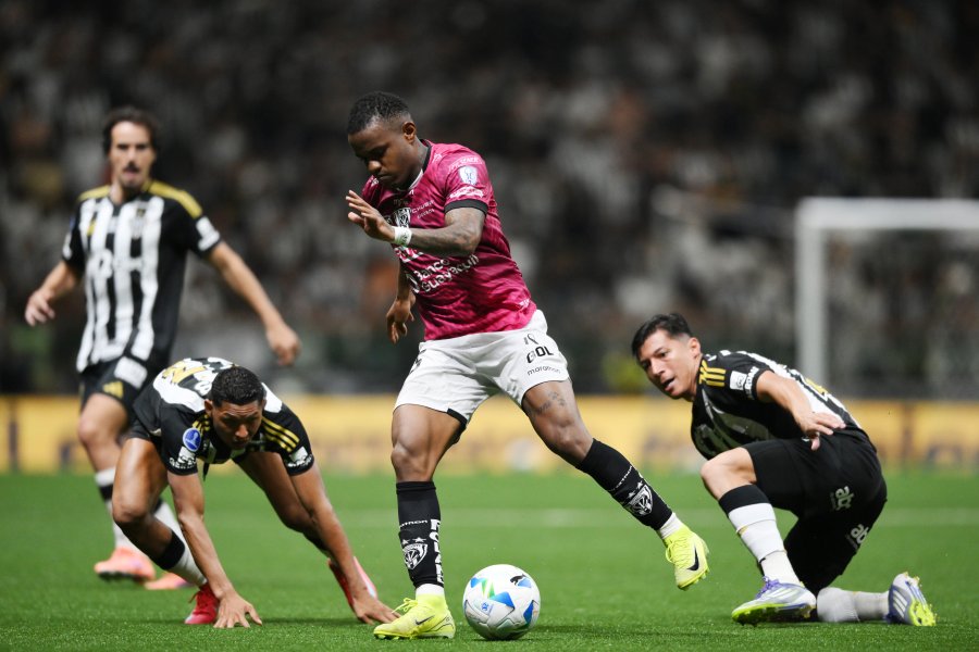 Атлетико Минейро Индепендиенте дел Вале1