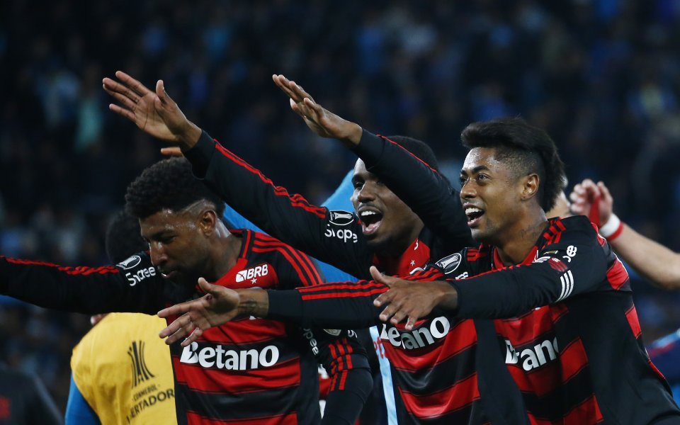 Фламенго оцеля в Аржентина и е на финал за Копа Либертадорес