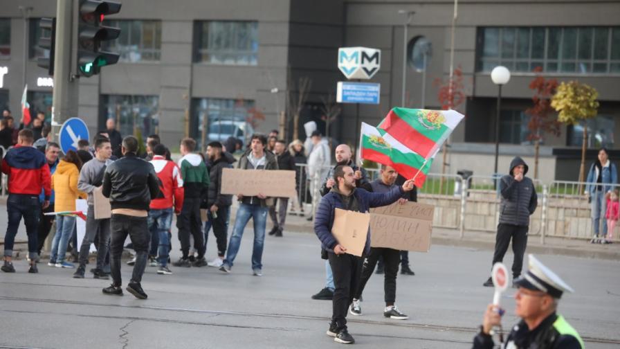 Протест в „Люлин“ заради кризата с боклука Протест в „Люлин“ заради кризата с боклука
