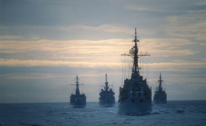 Снимки показват американски военни кораби в Карибите близо до Венецуела