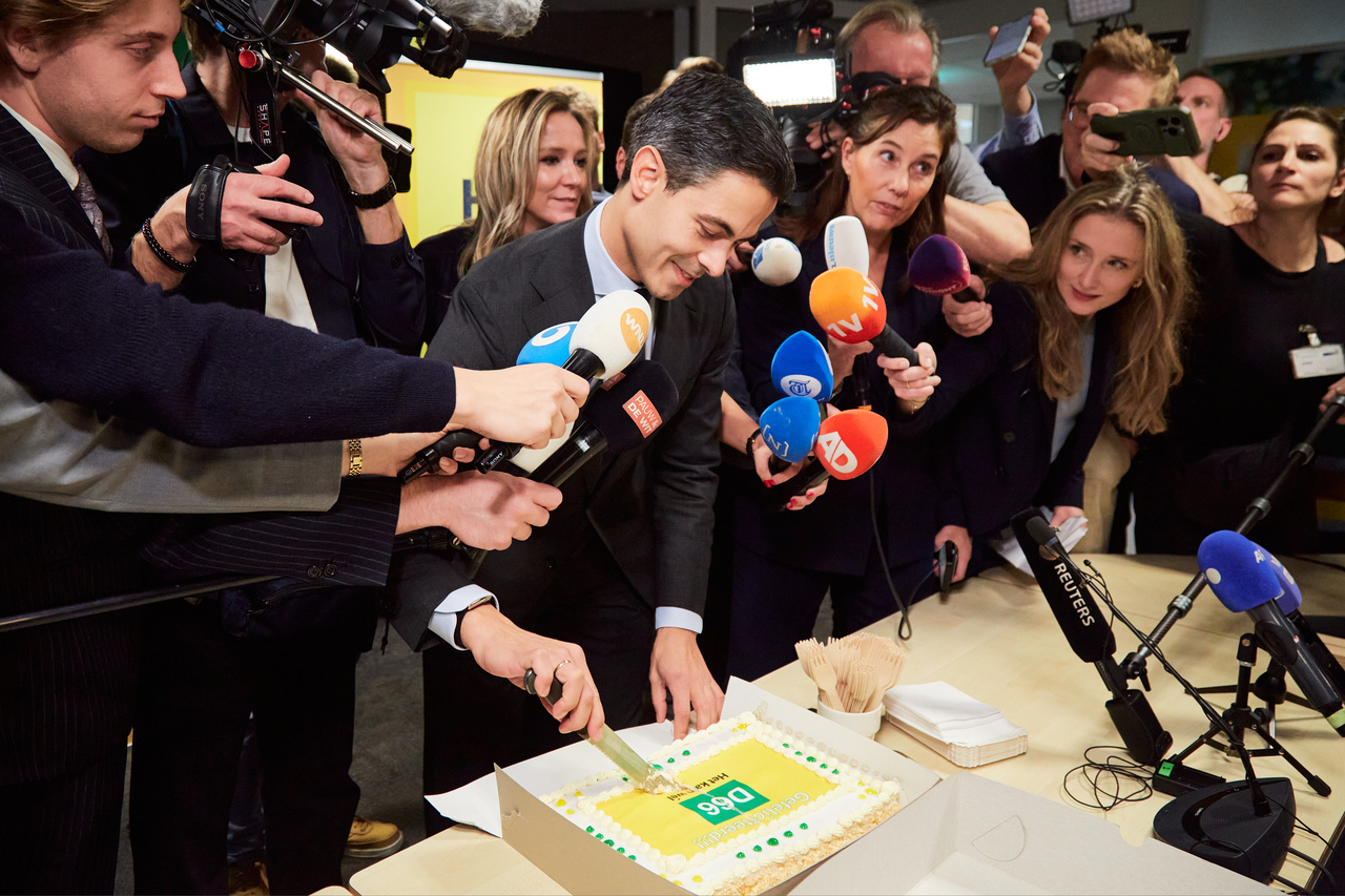 <p>Роб Йетен фаворит за премиер на Нидерландия.</p>