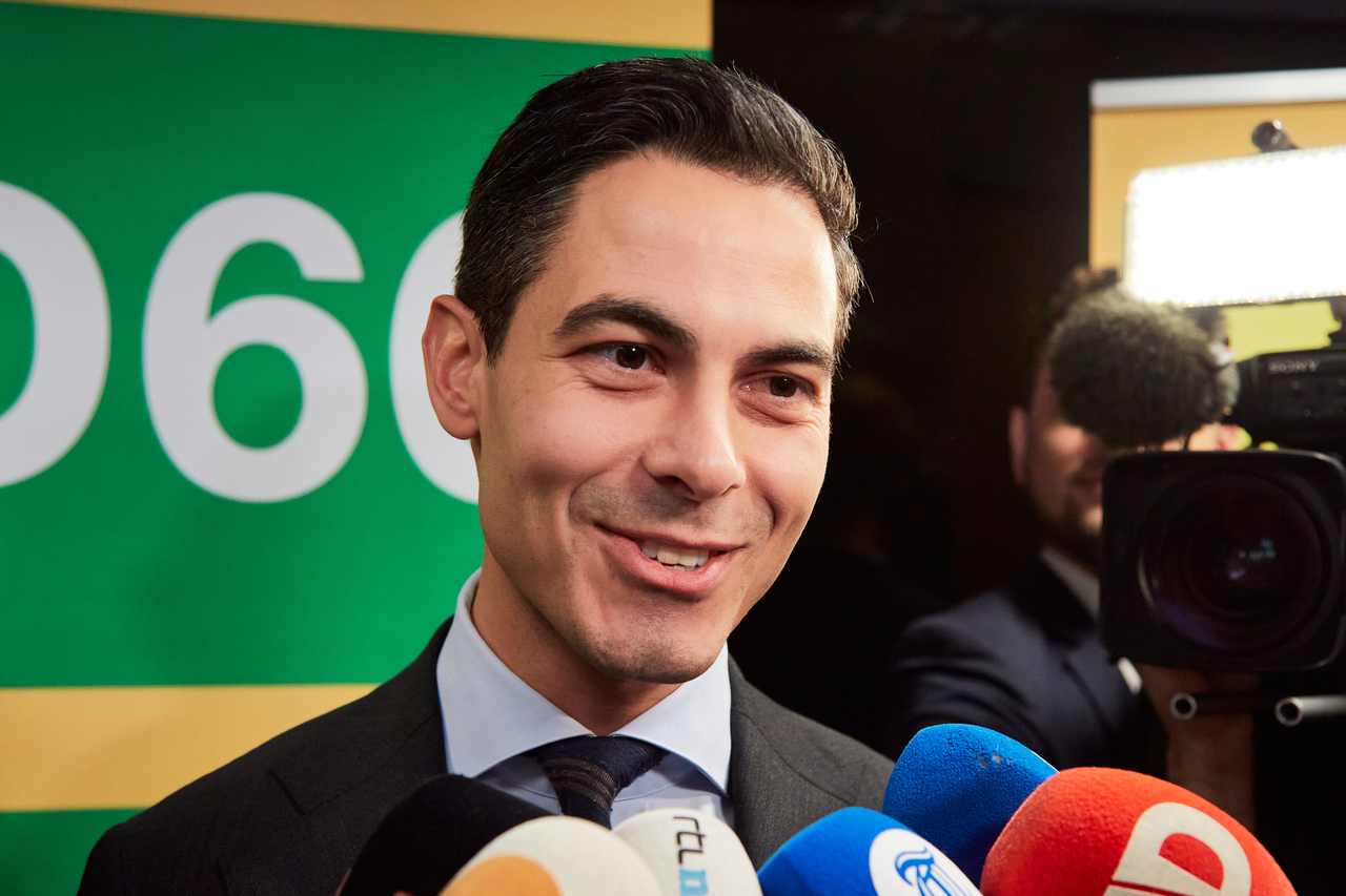 <p>Роб Йетен фаворит за премиер на Нидерландия.</p>