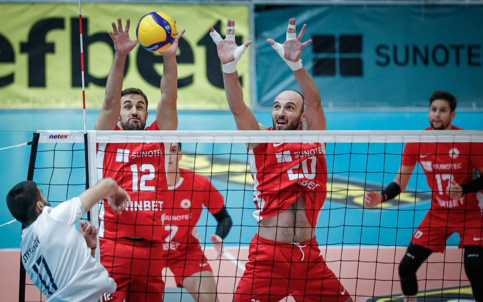 ЦСКА се справи с Монтана, Дея спорт се наложи над Дунав