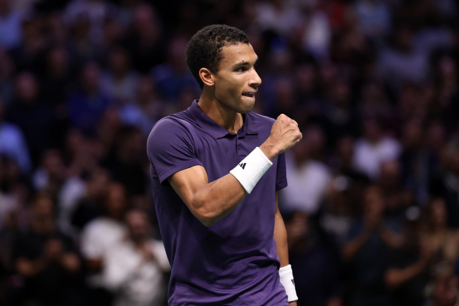 Феликс Оже Алиасим Александър Бублик1