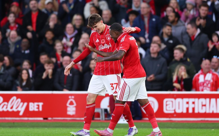 Нотингам Форест постигна късна победа над Утрехт в Лига Европа