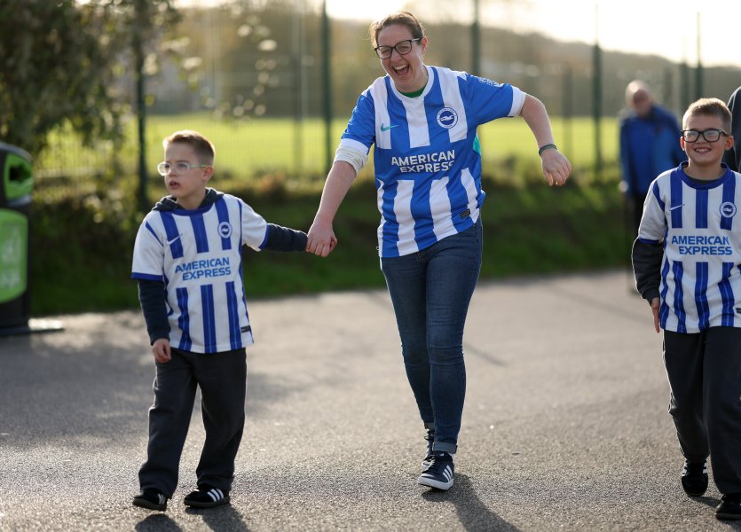 Брайтън Лийдс Юнайтед1