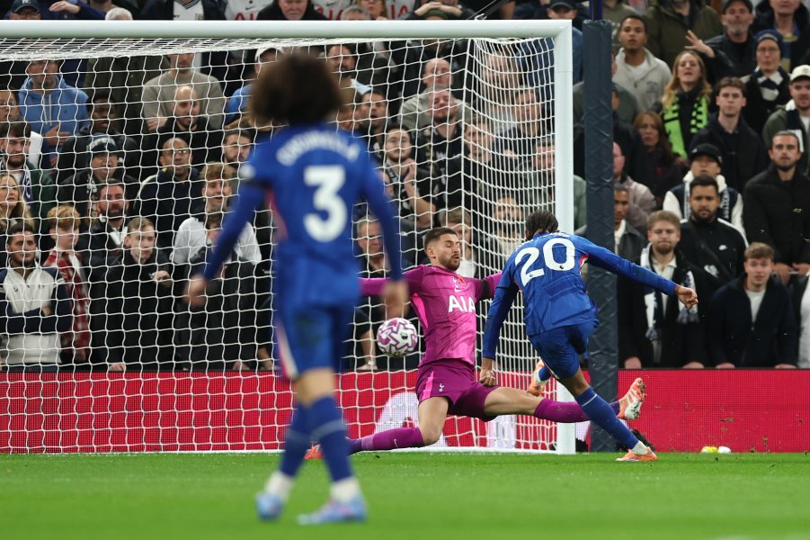 Тотнъм Челси1