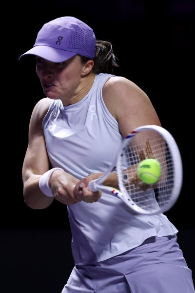 Ига Швьонтек Мадисън Кийс1