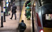 Двама са арестувани за смъртоносното нападение във влак във Великобритания