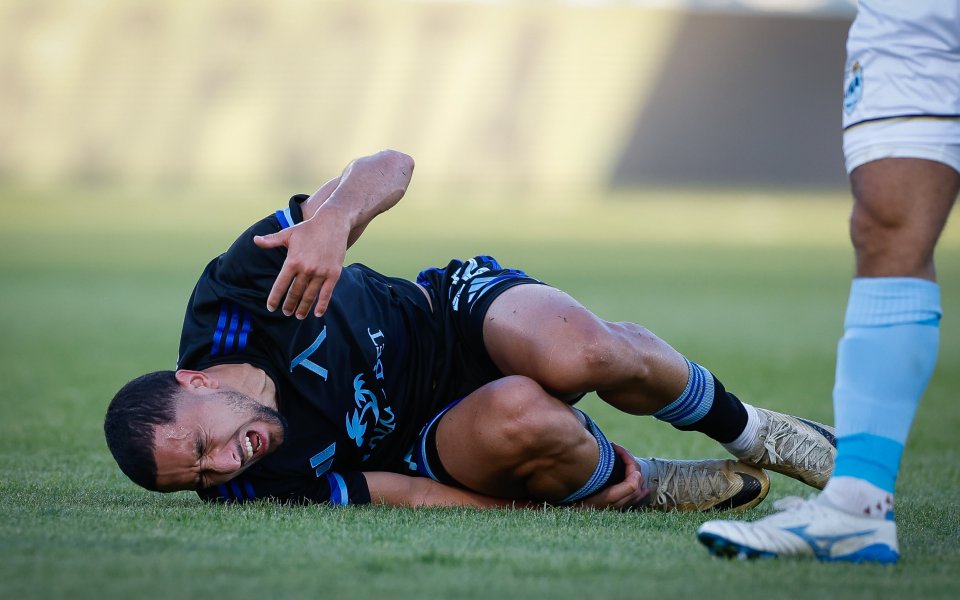 Остана ли Левски без основен играч за дербито с ЦСКА? (видео)