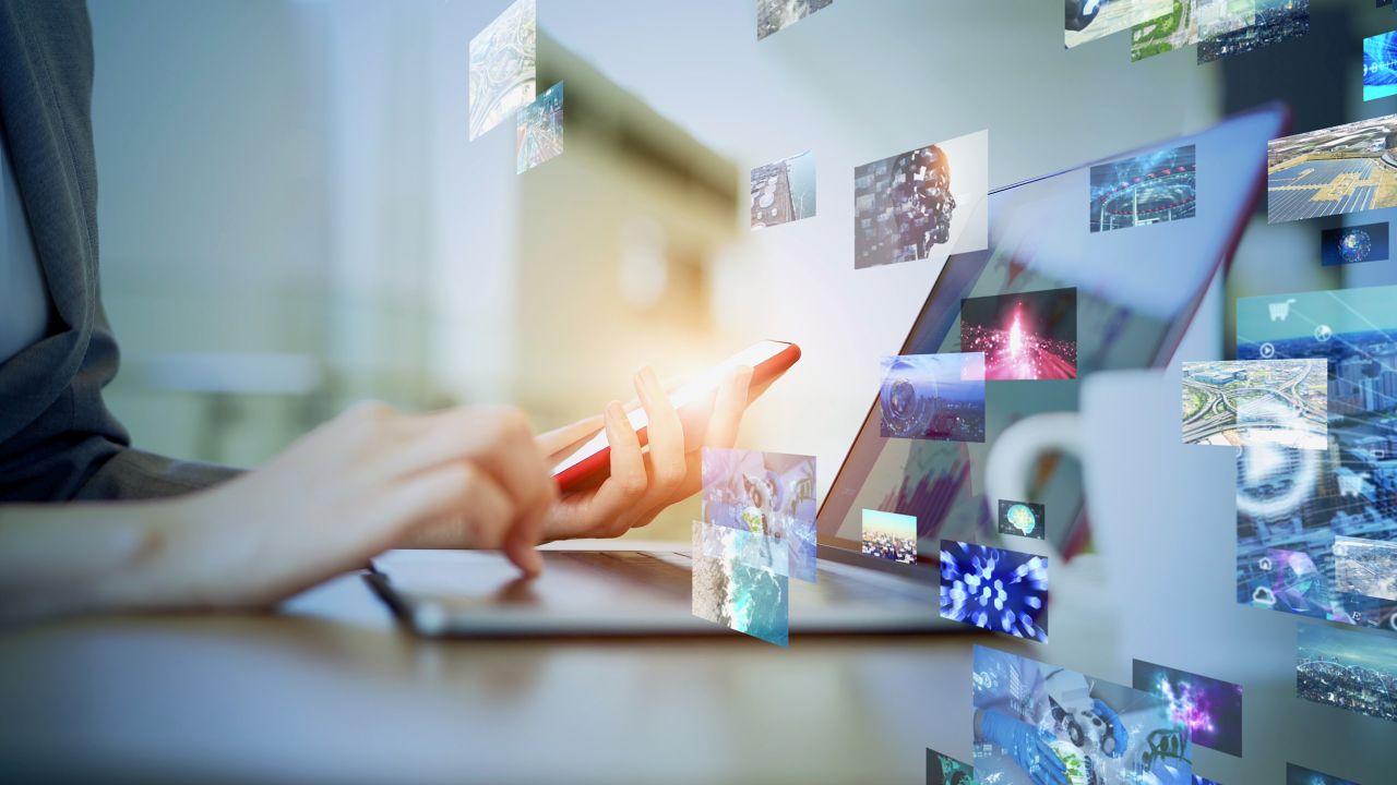 В Китай: Какво е да си влюбен в чатбот