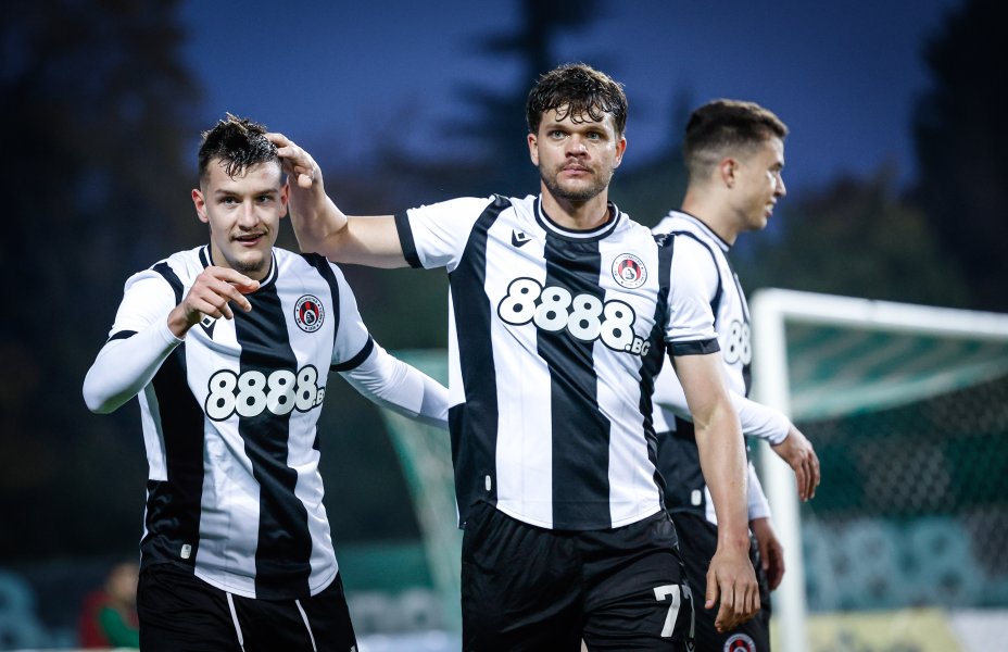 Берое Локомотив София1