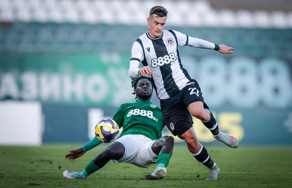 Берое Локомотив София1