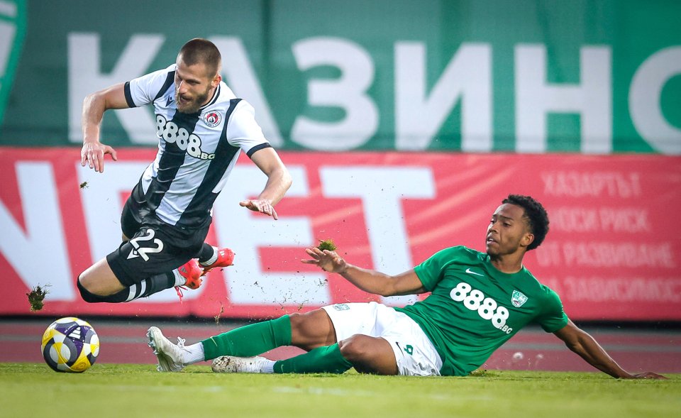 Берое Локомотив София1