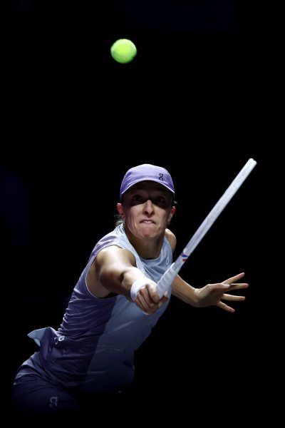 Ига Швьонтек Елена Рибакина1