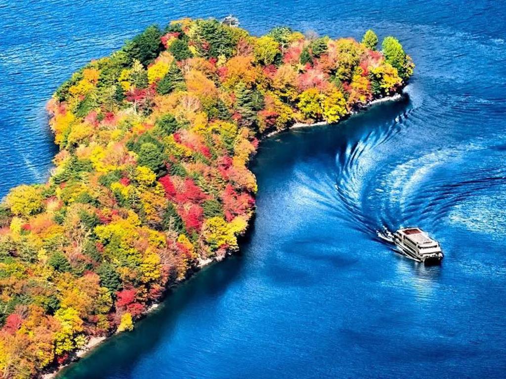 Ноември в Япония