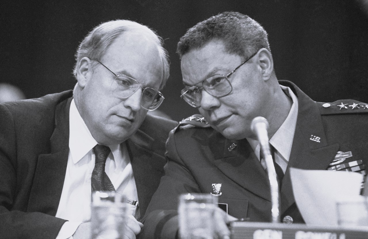 <p>Дик Чейни, твърдият консерватор, отличаващ се с настъпателния си тон, който се превърна в един от най-влиятелните и поляризиращи вицепрезиденти в историята на САЩ и който беше водещ поддръжник на инвазията в Ирак, почина на 84-годишна възраст, предаде Асошиейтед прес.</p>