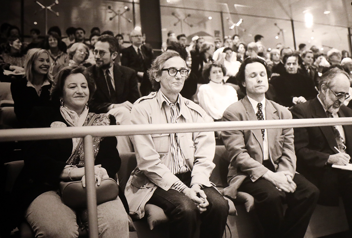 <p>Кристо и Жан-Клод Опакованият Райхстаг</p>