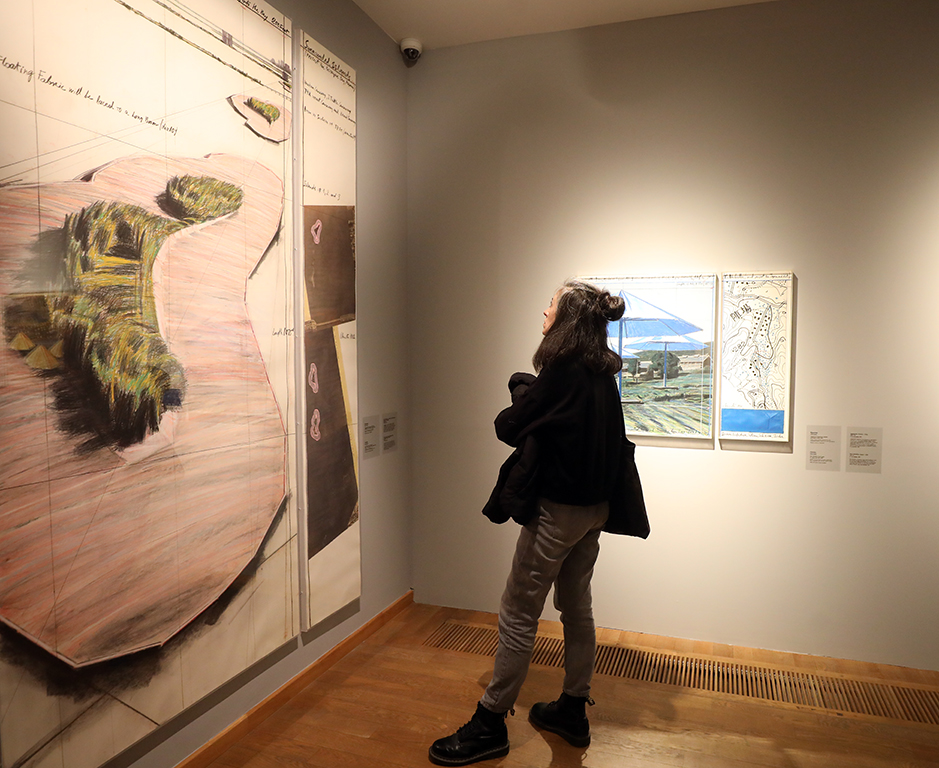 <p>Кристо и Жан-Клод Опакованият Райхстаг</p>