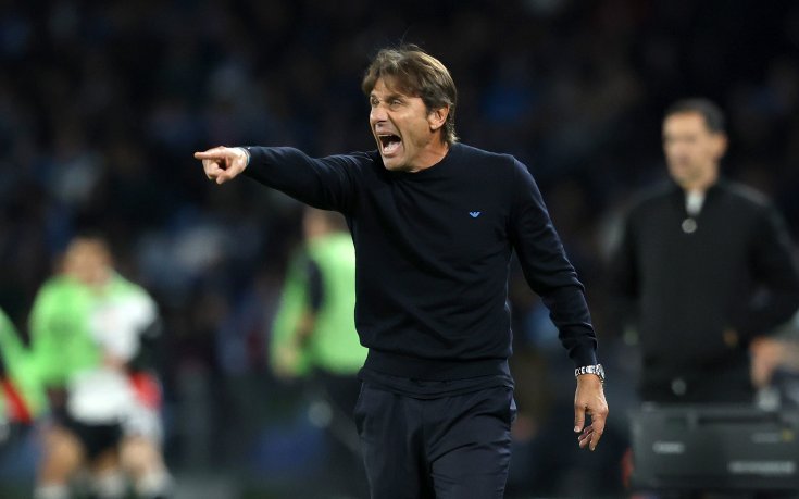 Напрежение в Наполи: играчите скочиха срещу методите на Конте