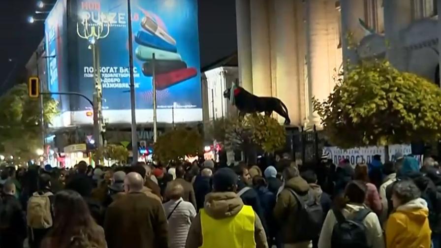 Протест на "Правосъдие за всеки", искат оставките на Сарафов и Славчев