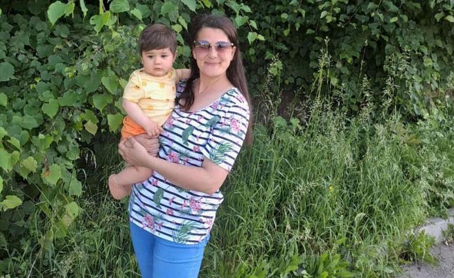 Зов за помощ: Млада майка се нуждае от подкрепа, за да пребори рака