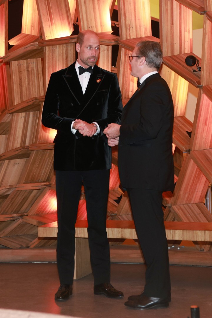 <p>Принцът на Уелс обяви петимата носители на тазгодишната награда за опазване на околната среда Earthshot, наричайки ги &bdquo;вдъхновение, което ни дава кураж&ldquo;.</p>