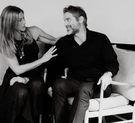 Любовта определено е във въздуха — и в Instagram След