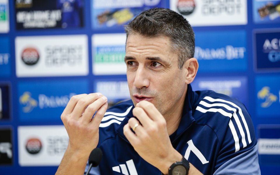 Веласкес пренаписа лична си история с Левски